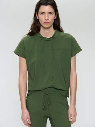 Lucca strech technical jersey top | Oliva green