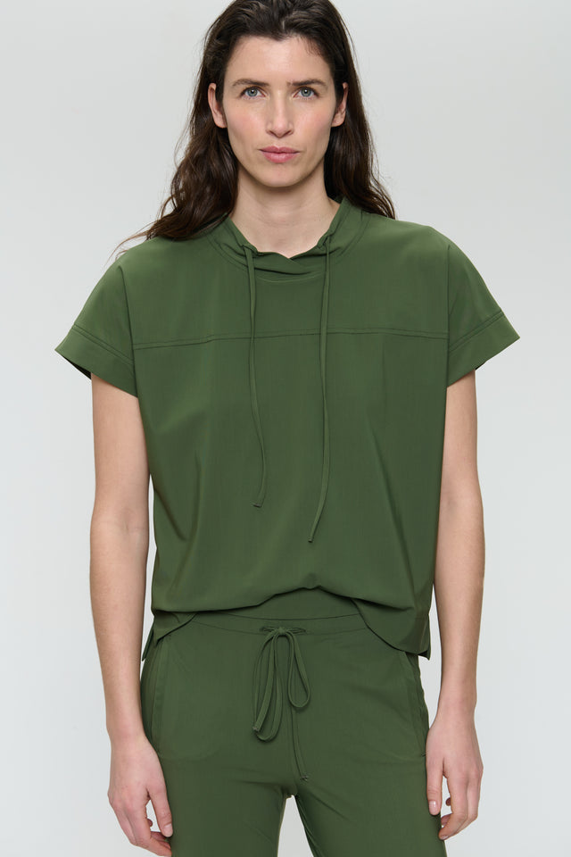 Lucca strech technical jersey top | Oliva green