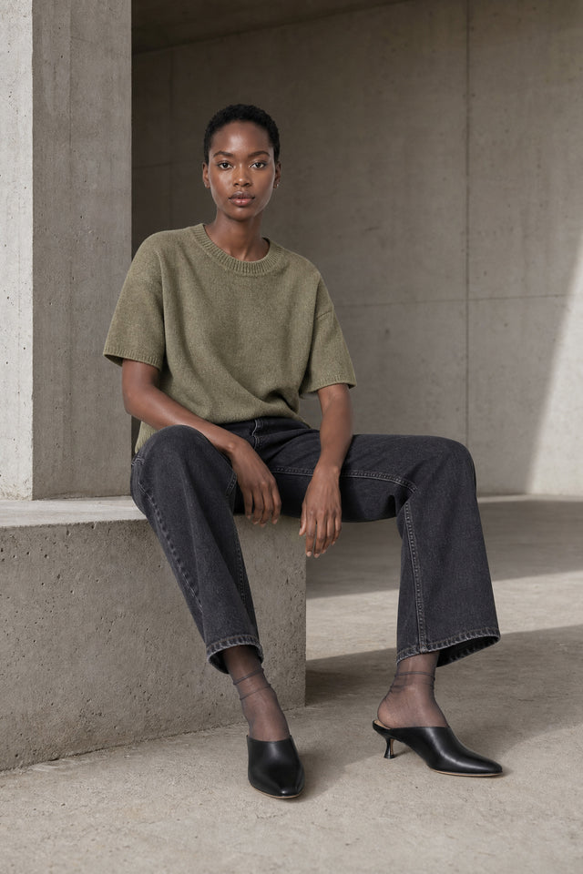 Rora plain knit long top | Green Melange